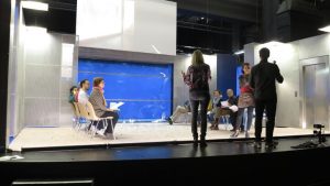Lire la suite à propos de l’article Le théâtre augmenté (5/5) : Théâtre, vidéo et son en direct